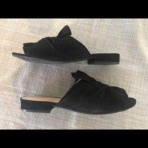 Kenneth Cole Reaction slip-on sandals size 10